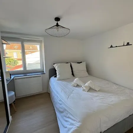 Chez Marie Et Ferry & Shuttle *